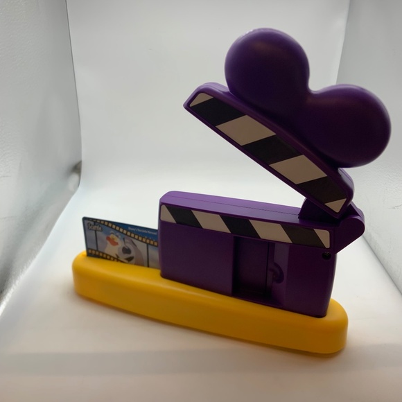 Disney Family Charades Game w/ Electronic Musical Clapboard Timer Mattel 2001 - Picture 5 of 15